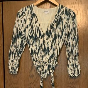 {Evereve} Cropped Wrap Top